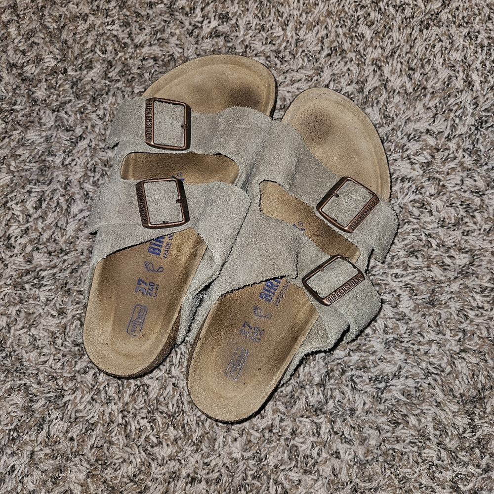 Birkenstock Suede Leather 37 size 6 Sandles Birks